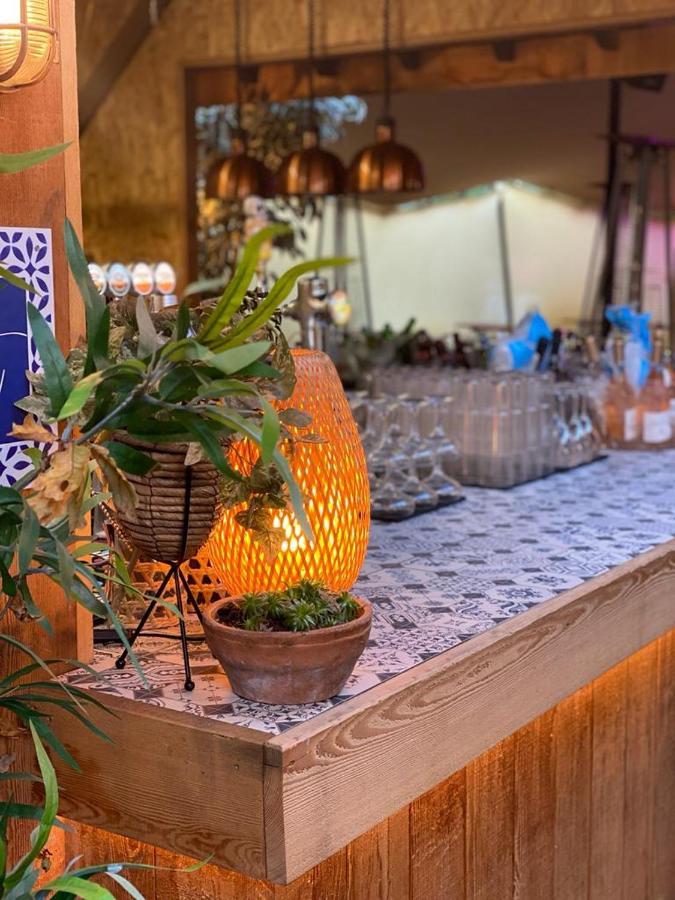 海军上将坎宁汉酒店 布拉克内尔 外观 照片